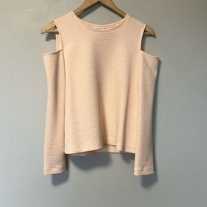 Club Monaco Shoulder Top in Light Coral Peach
